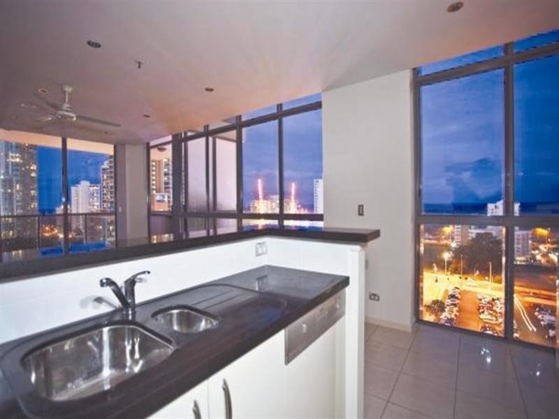 18 Cypress Avenue, Surfers Paradise QLD 4217