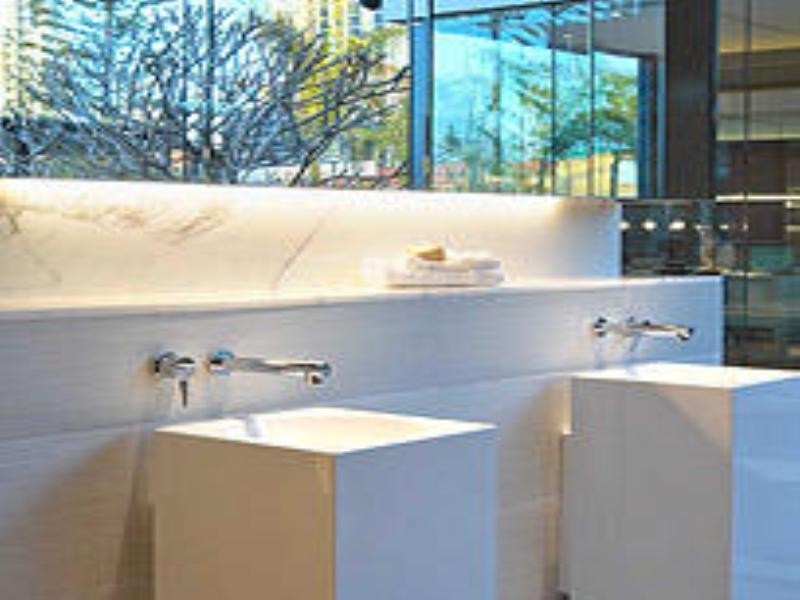 19 Elizabeth Avenue, Broadbeach QLD 4218