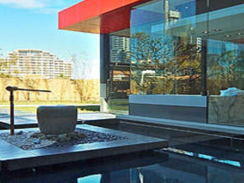 19 Elizabeth Avenue, Broadbeach QLD 4218