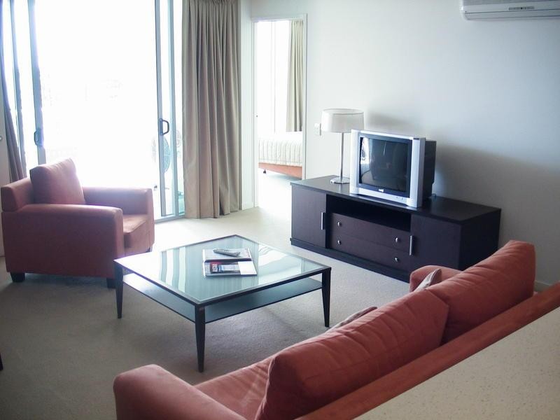 18 Fern Street, Surfers Paradise QLD 4217