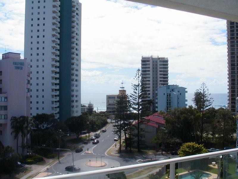 18 Fern Street, Surfers Paradise QLD 4217