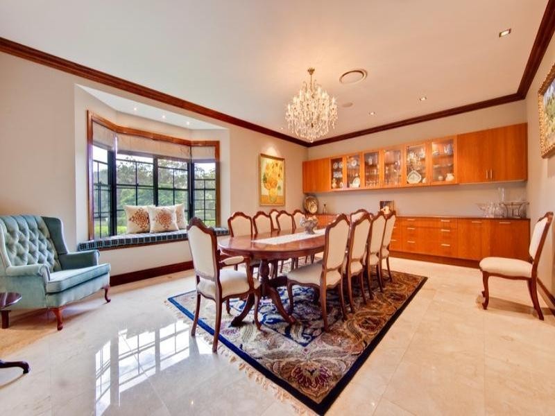 10 John Wayne Close, Maudsland QLD 4210