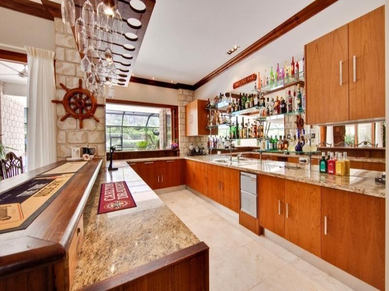 10 John Wayne Close, Maudsland QLD 4210