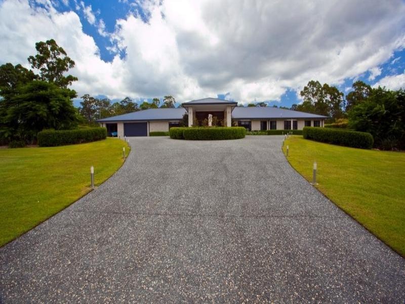 10 John Wayne Close, Maudsland QLD 4210