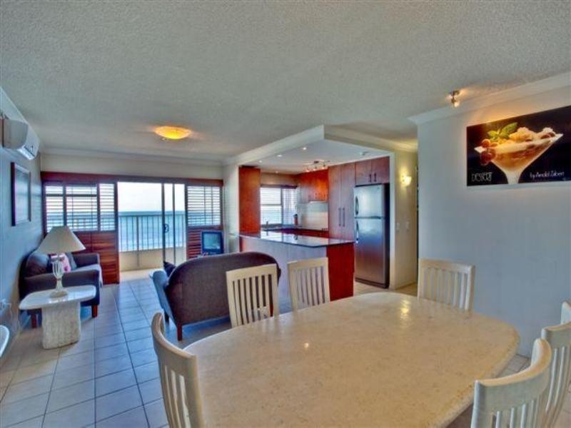 142 Pacific Plaza, The Esplanade, Surfers Paradise QLD 4217