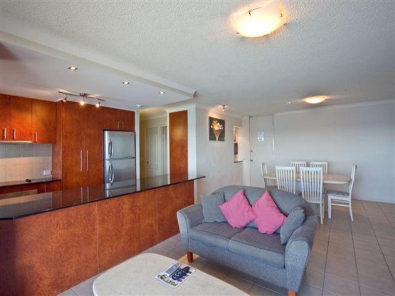 142 Pacific Plaza, The Esplanade, Surfers Paradise QLD 4217