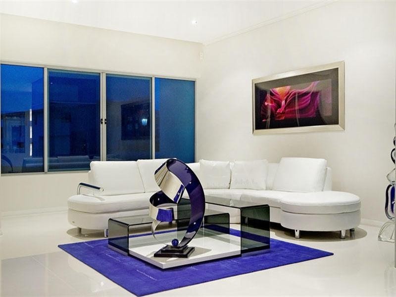 11 Hampton Court, Sovereign Islands QLD 4216