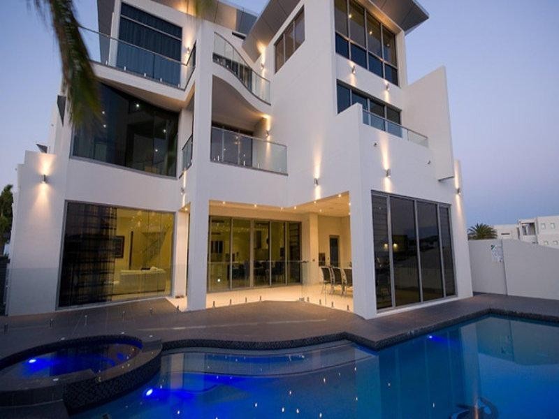 Paradise Point QLD 4216