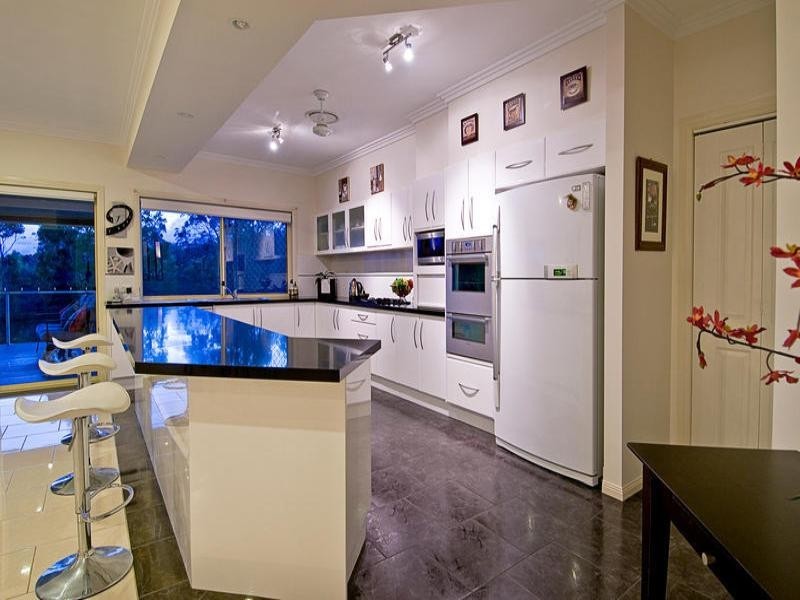 6 Rokeby Court, Nerang QLD 4211