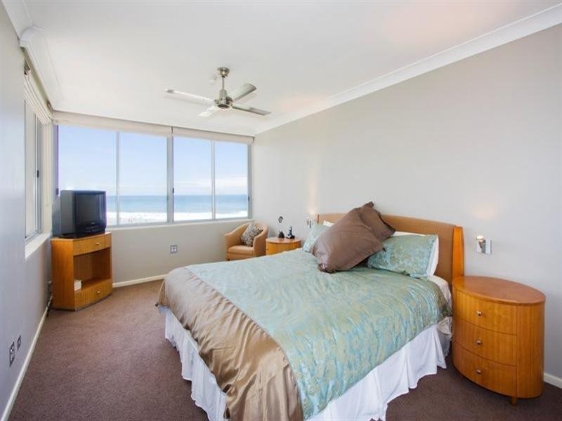 25 Northcliffe Terrace – Berkley On The Beach, Surfers Paradise QLD 4217