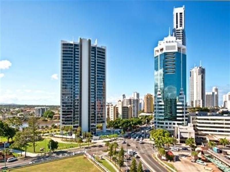 70 Remembrance Drive, Surfers Paradise QLD 4217