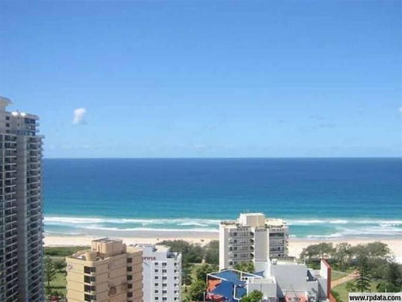 89 Surf Parade, Broadbeach QLD 4218