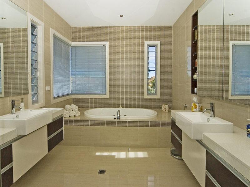 1628 Rosebank Way, Hope Island QLD 4212