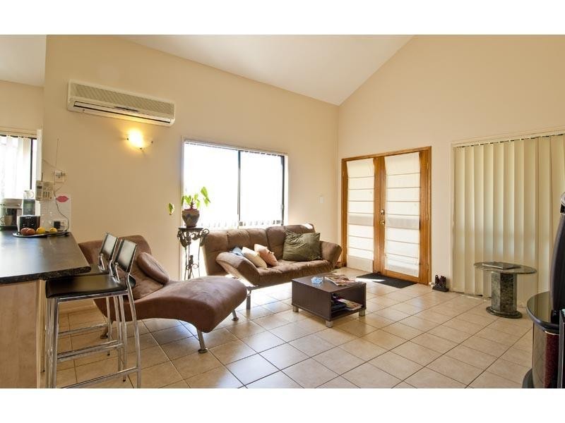 9 Coonowrin Street, Pacific Pines QLD 4211