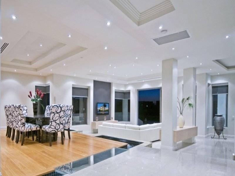 43 Knightsbridge Parade East, Paradise Point QLD 4216