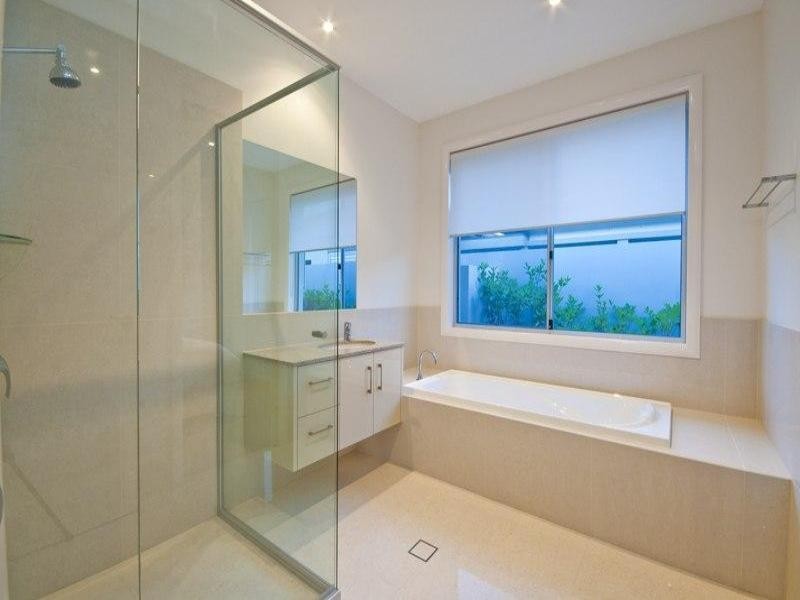 2841 Wylarah Way, Hope Island QLD 4212