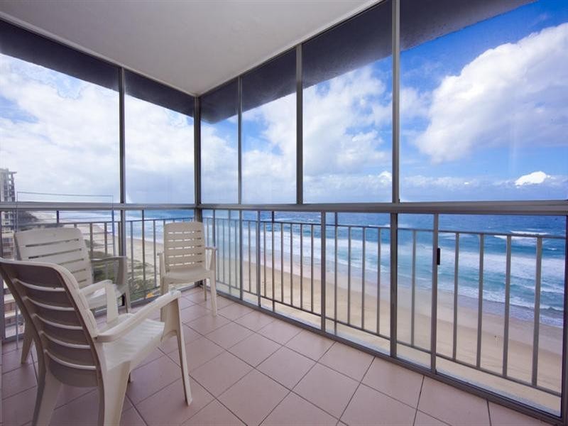 43 Garfield Terrace, Surfers Paradise QLD 4217