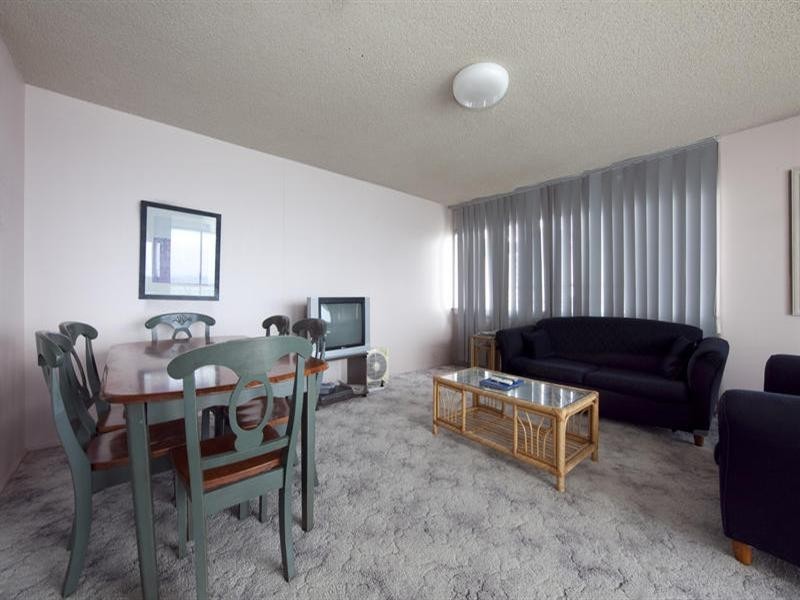 43 Garfield Terrace, Surfers Paradise QLD 4217