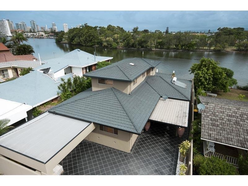 231 Stanhill Drive, Chevron Island QLD 4217