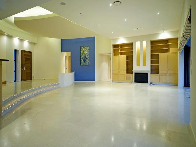 7087 Keyside Close, Sanctuary Cove QLD 4212