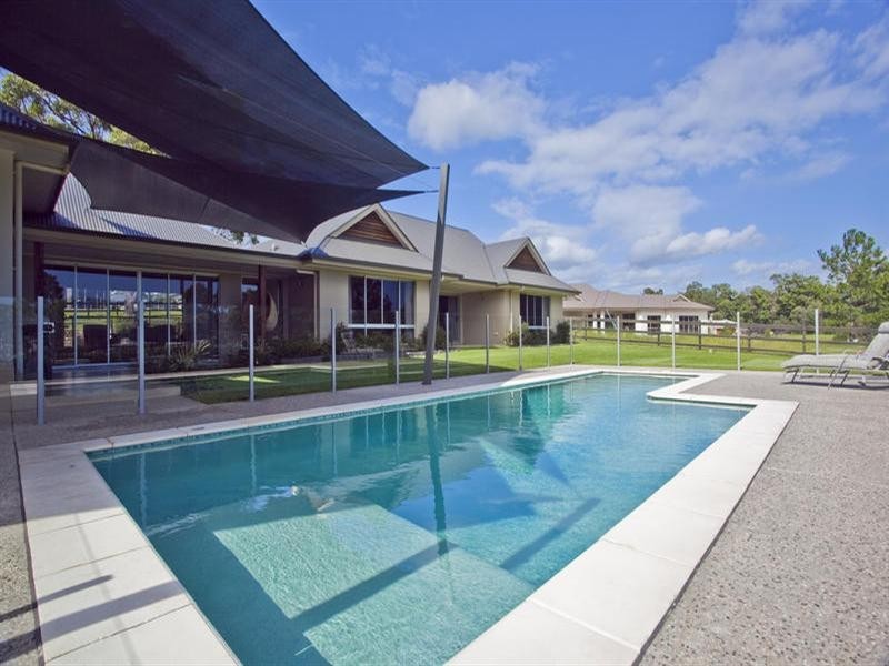 24 Lagoon Park Drive, Riverstone Crossing, Maudsland QLD 4210