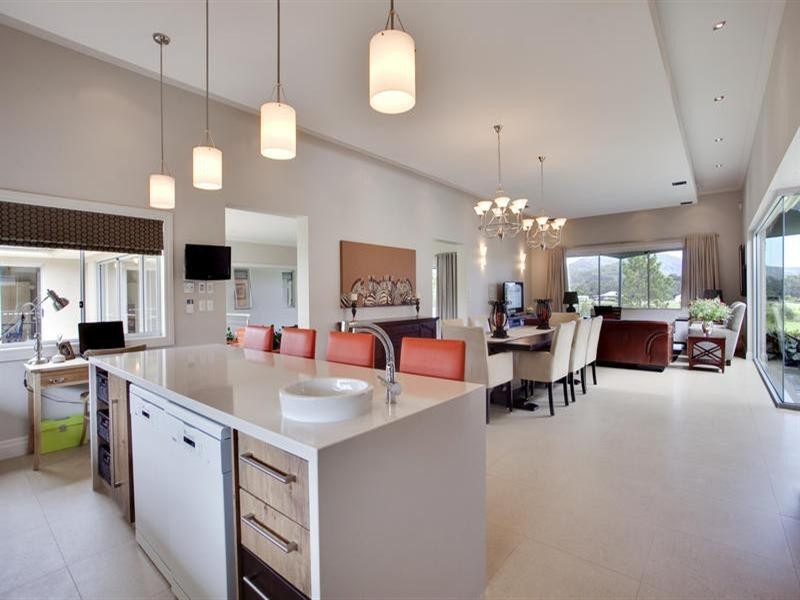 24 Lagoon Park Drive, Riverstone Crossing, Maudsland QLD 4210