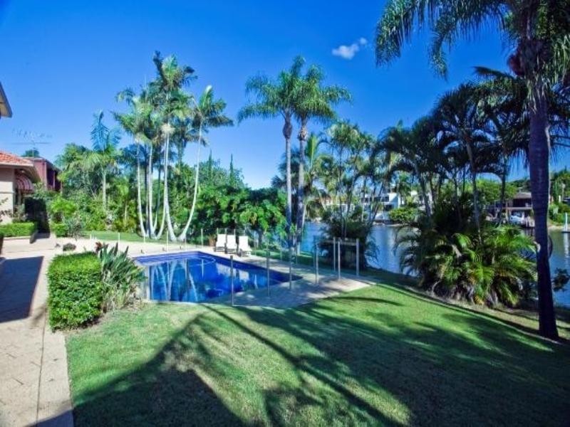 Broadbeach Waters QLD 4218
