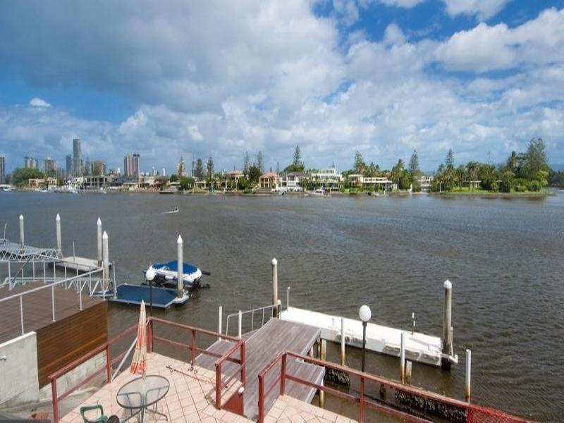 10 Sunset Boulevard, Surfers Paradise QLD 4217