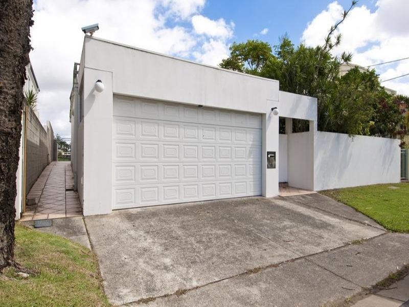 10 Sunset Boulevard, Surfers Paradise QLD 4217