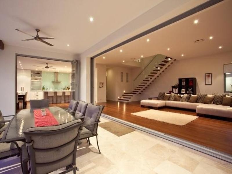 Broadbeach Waters QLD 4218