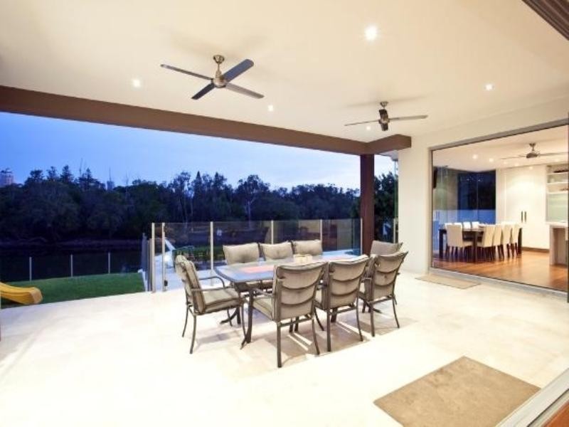 Broadbeach Waters QLD 4218