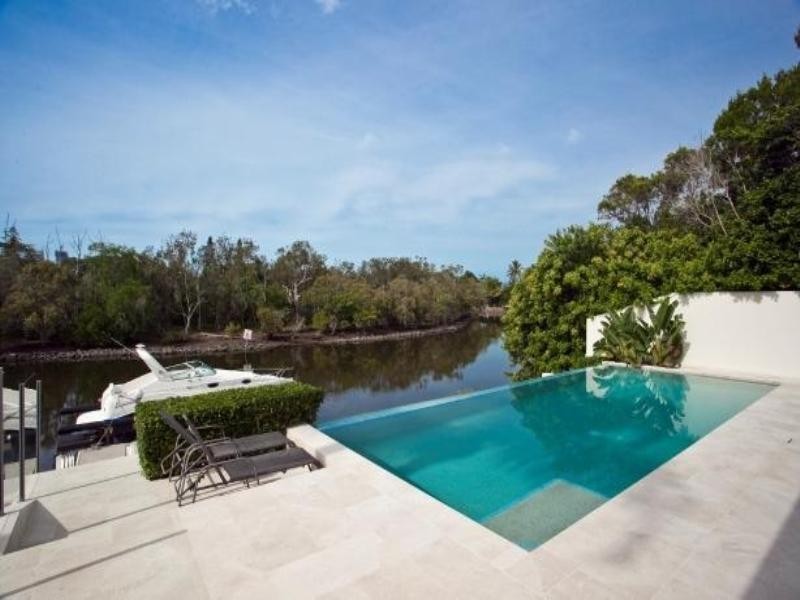 Broadbeach Waters QLD 4218