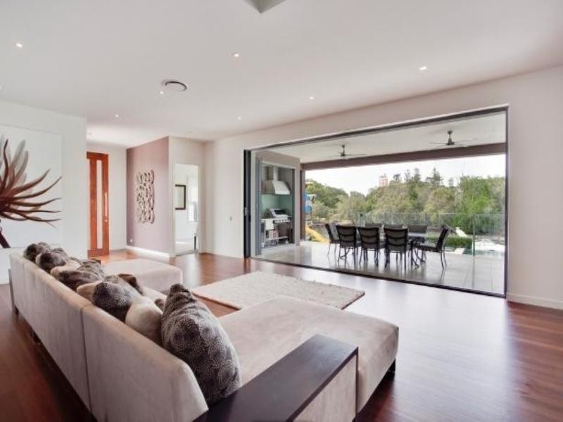 Broadbeach Waters QLD 4218