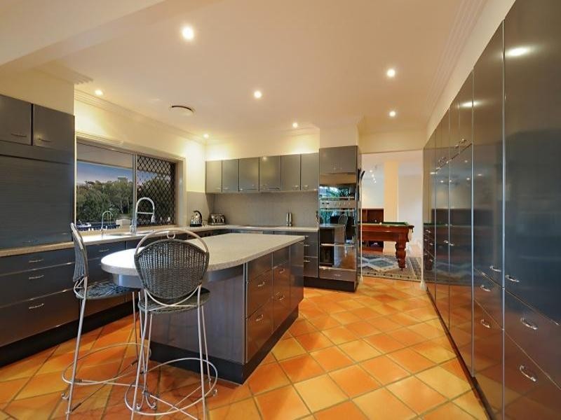 74 The Promenade, Isle Of Capri QLD 4217