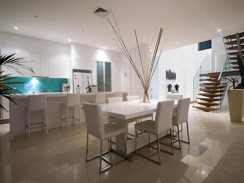 46 Sunshine Boulevard, Broadbeach Waters QLD 4218