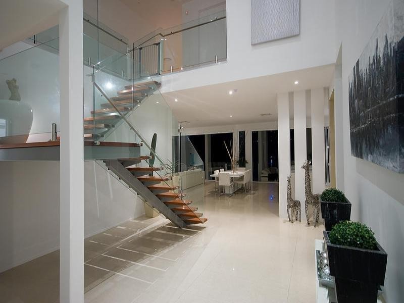 46 Sunshine Boulevard, Broadbeach Waters QLD 4218