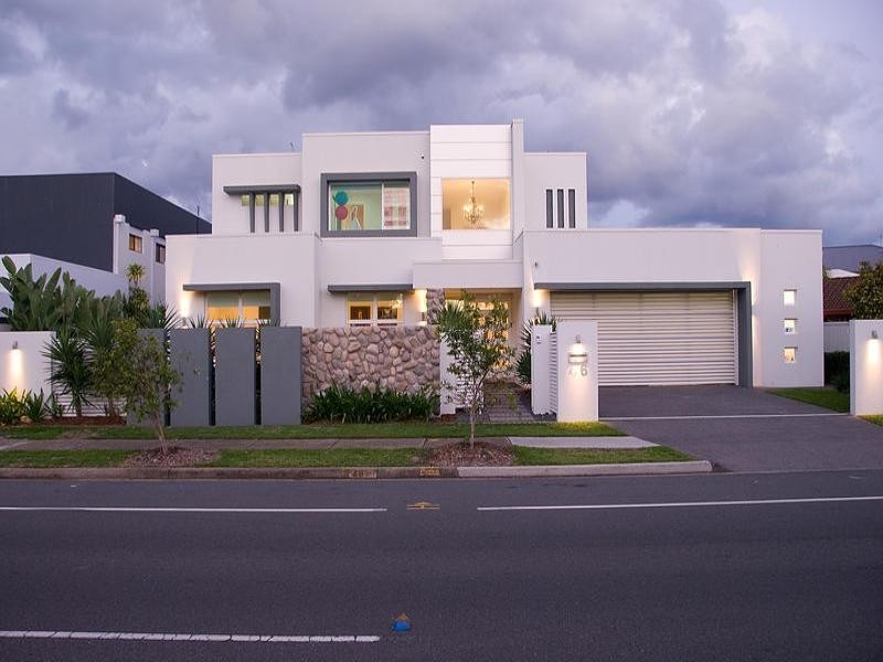 46 Sunshine Boulevard, Broadbeach Waters QLD 4218