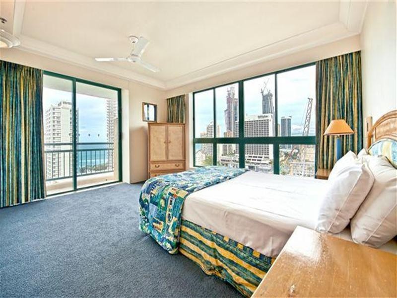 5 Palm Avenue, Surfers Paradise QLD 4217