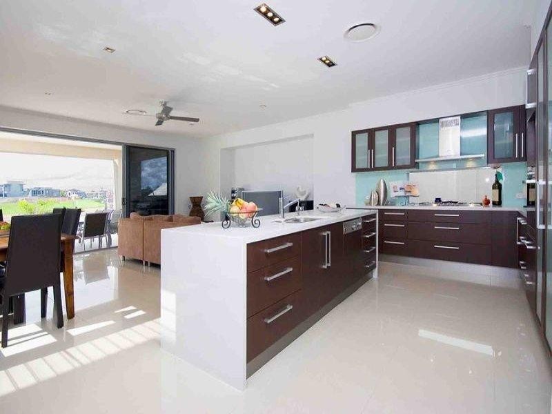 Paradise Point QLD 4216