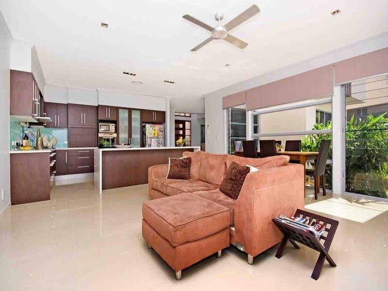 Paradise Point QLD 4216