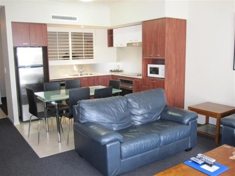 23 Ferny Avenue, Surfers Paradise QLD 4217