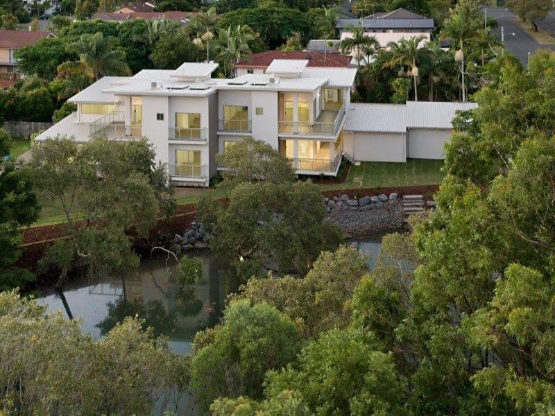 38 Worendo Street, Southport QLD 4215