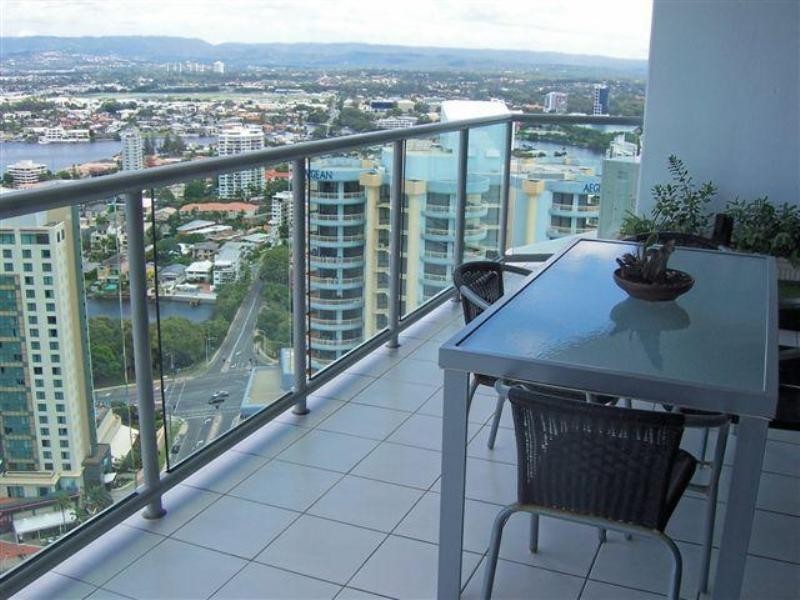 36E Peninsula. 5 Clifford Street, Surfers Paradise QLD 4217