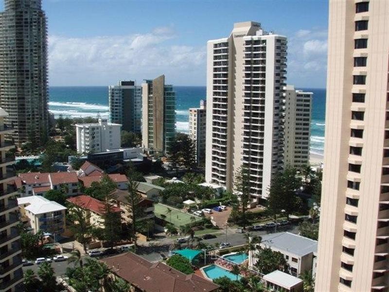18 Enderley Avenue, Surfers Paradise QLD 4217