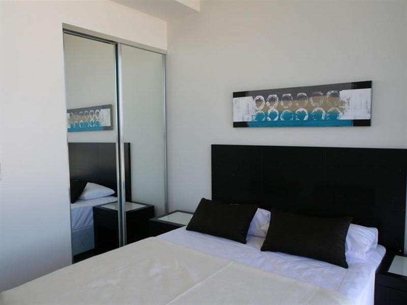 22 Surf Parade, Broadbeach QLD 4218