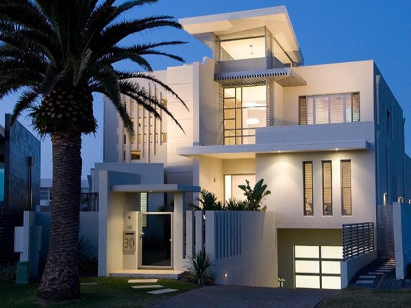 30 Royal Albert Crescent, Sovereign Islands QLD 4216