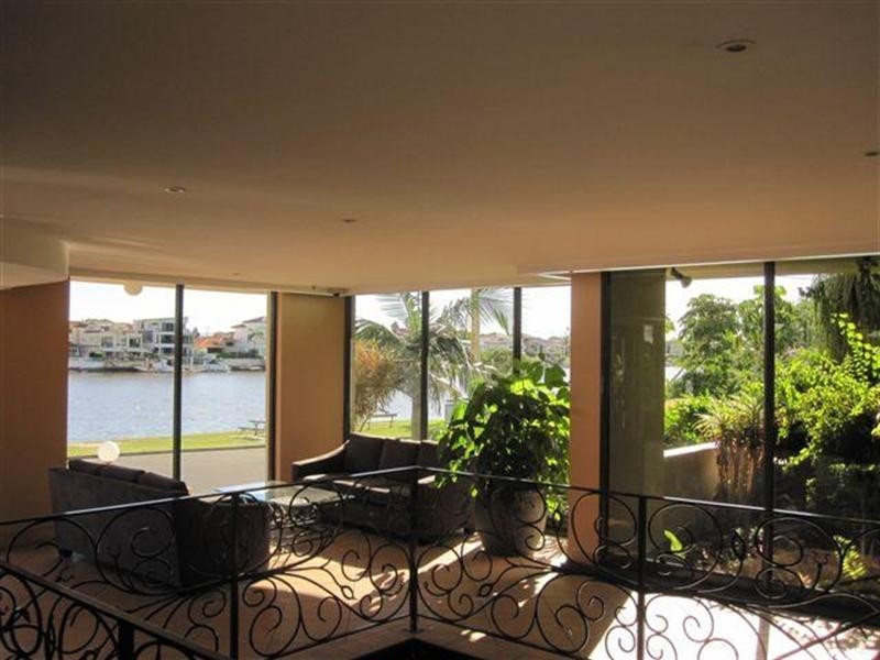 3 River Drive, Surfers Paradise QLD 4217