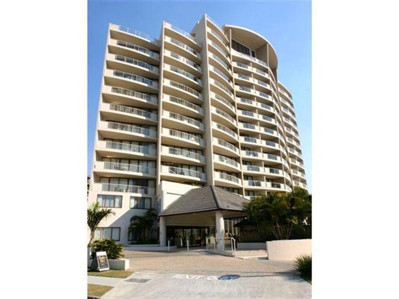 42 Surf Parade, Broadbeach QLD 4218