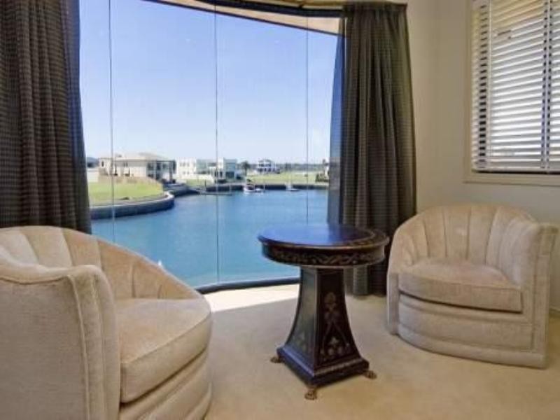 Paradise Point QLD 4216