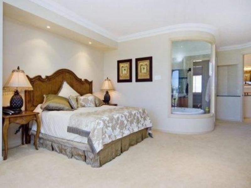 Paradise Point QLD 4216